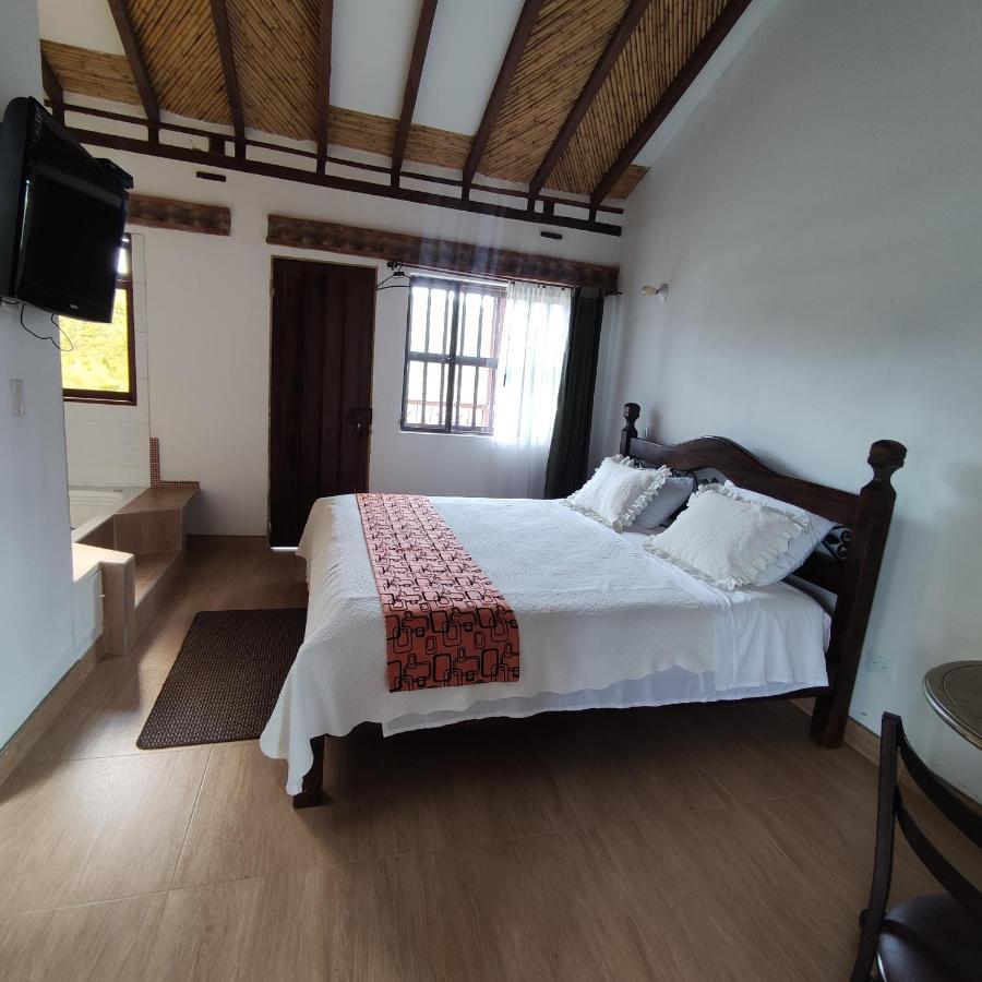 Artemisa Hotel Santa Sofía Екстериор снимка