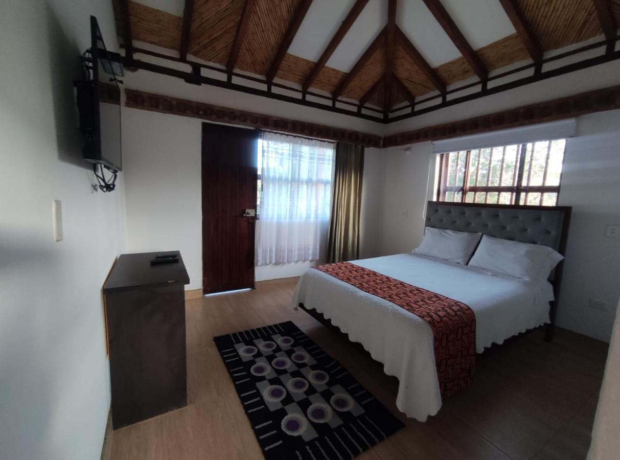 Artemisa Hotel Santa Sofía Екстериор снимка