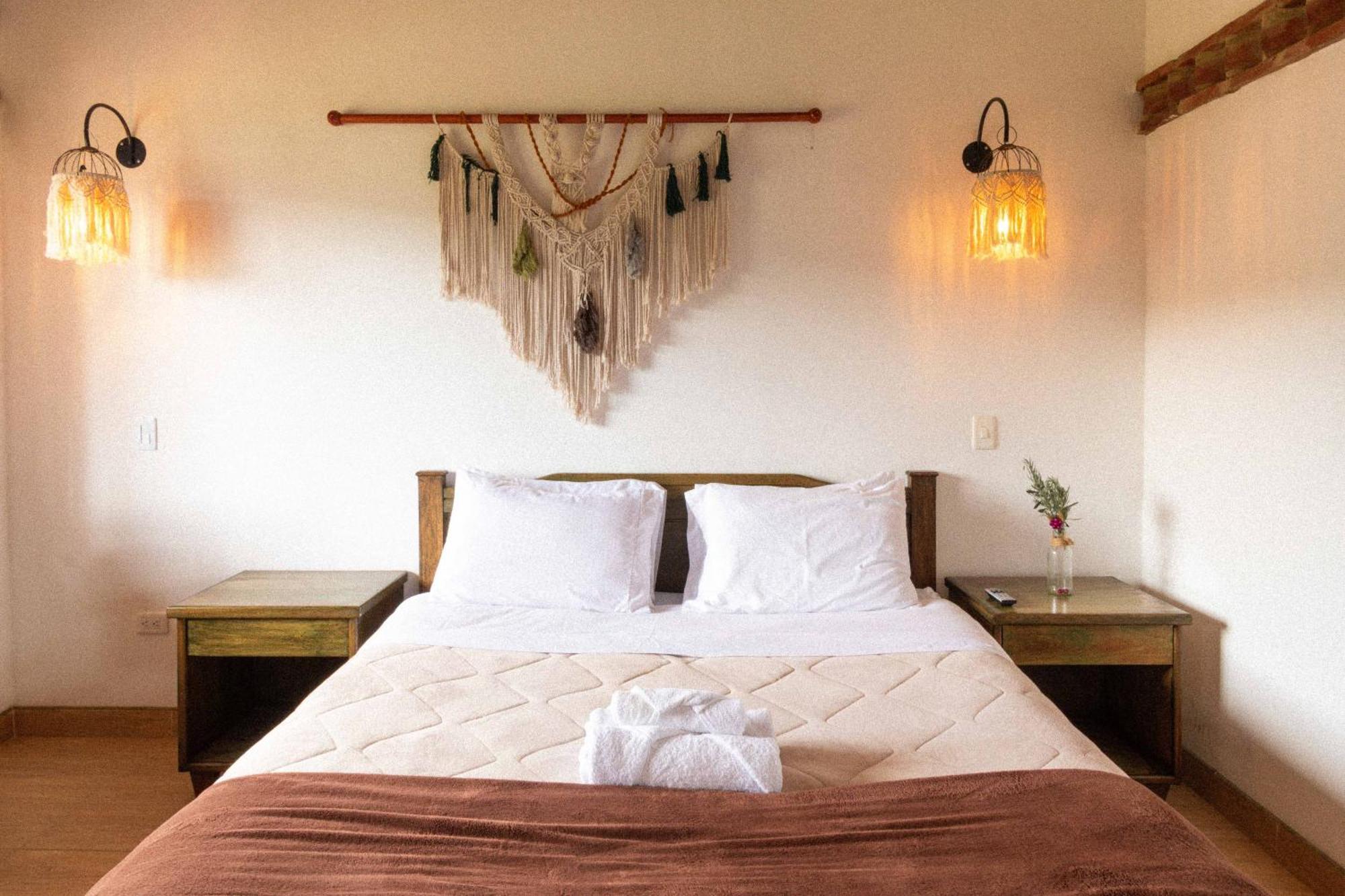 Artemisa Hotel Santa Sofía Екстериор снимка
