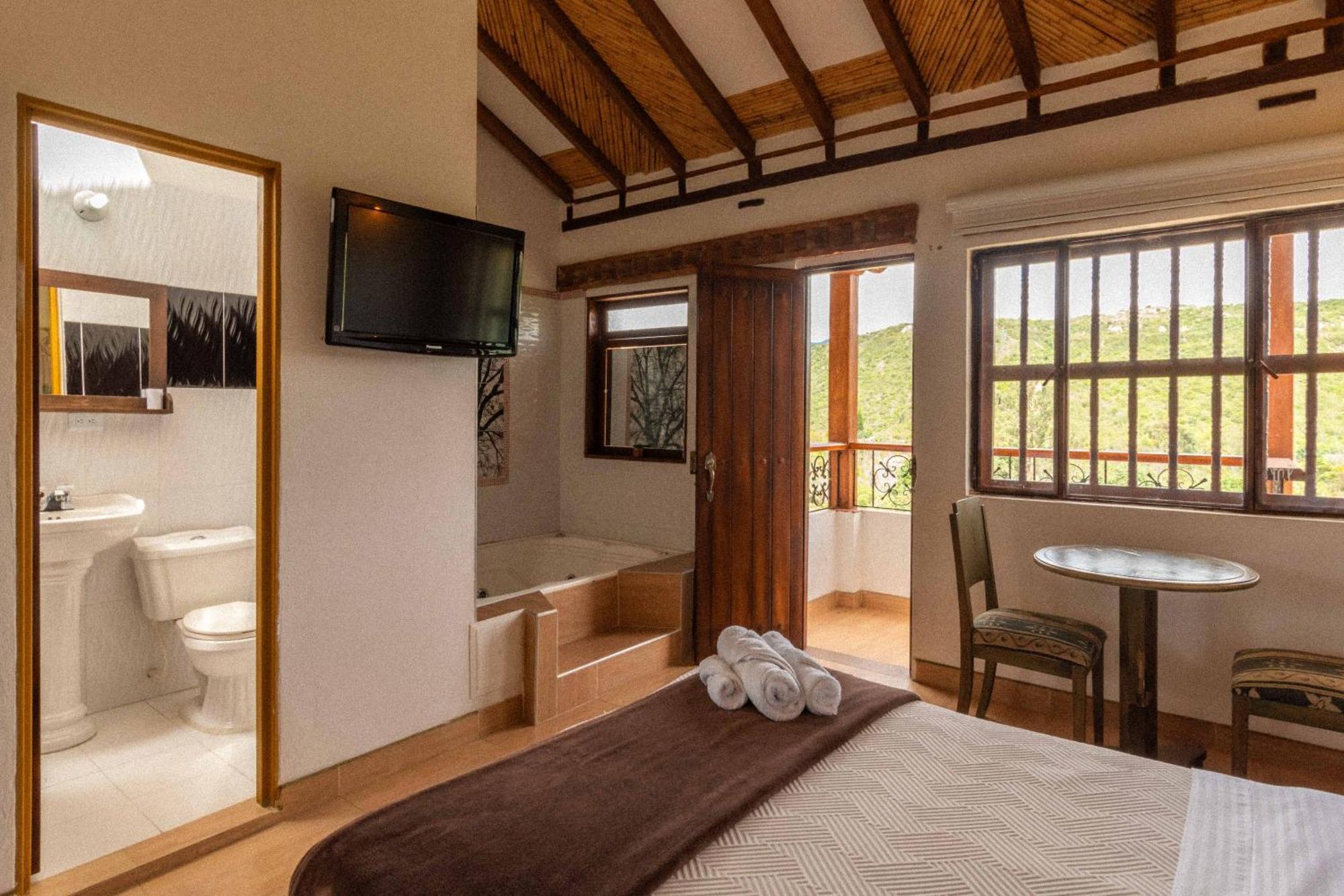 Artemisa Hotel Santa Sofía Екстериор снимка