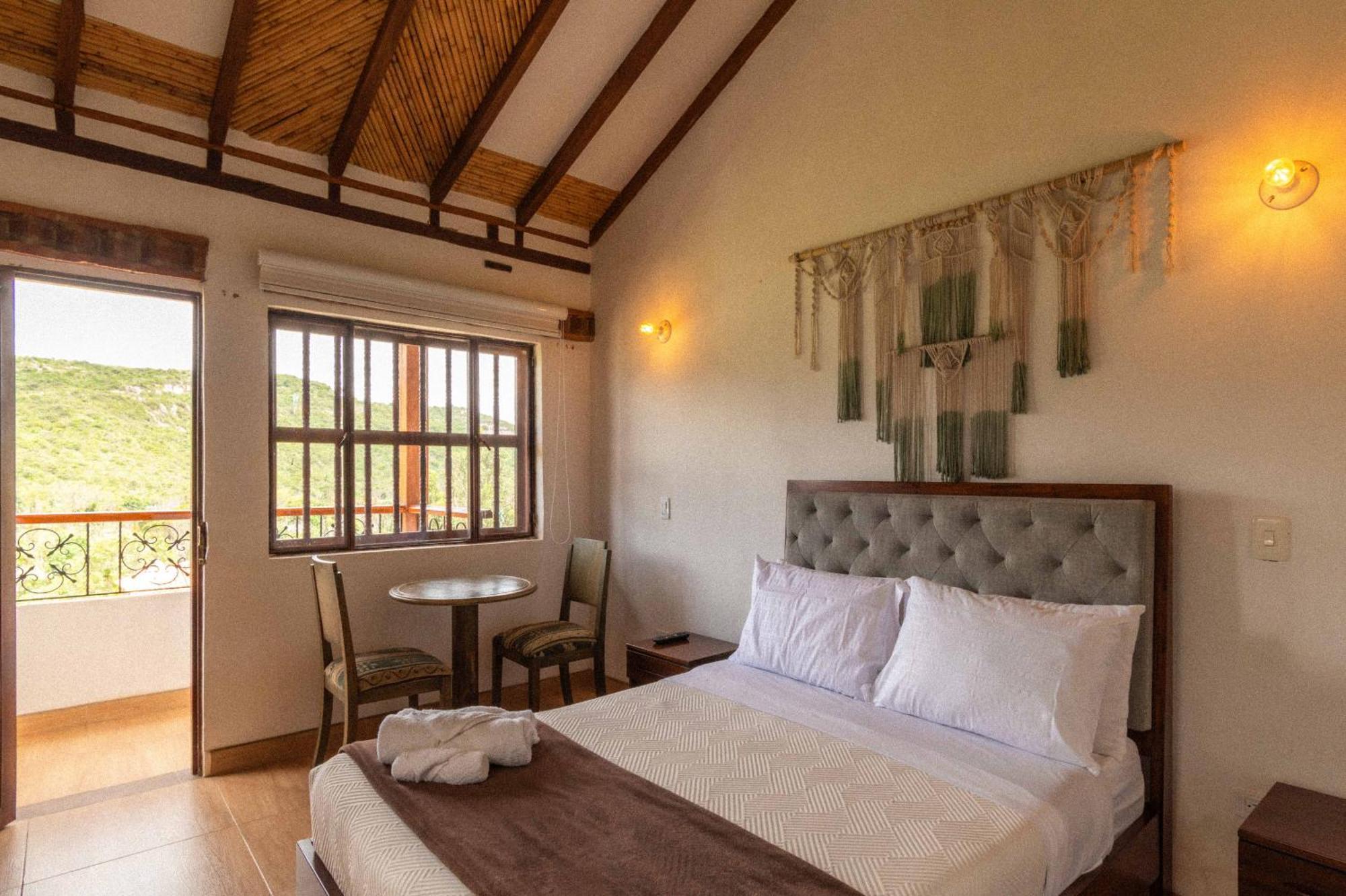 Artemisa Hotel Santa Sofía Екстериор снимка