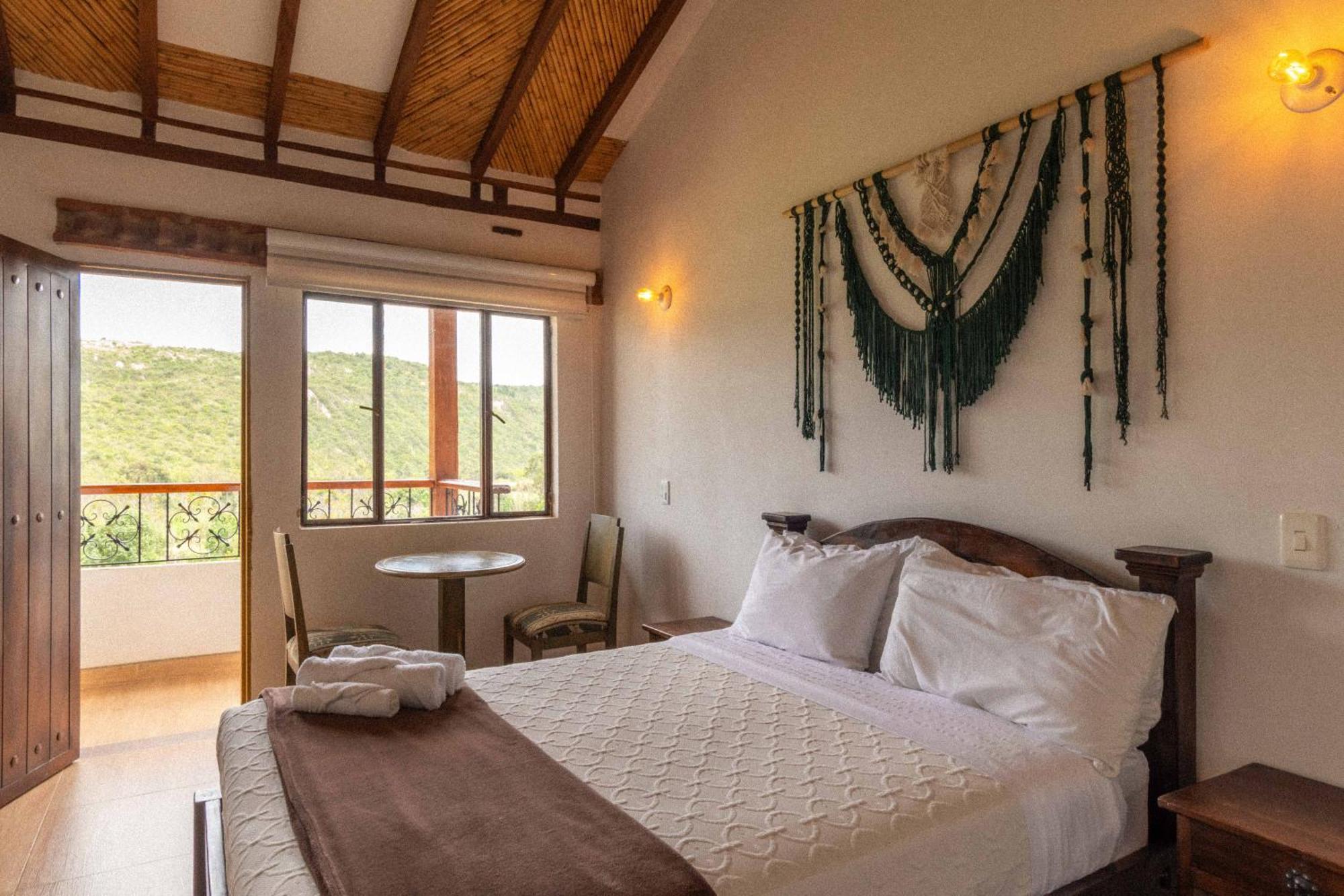 Artemisa Hotel Santa Sofía Екстериор снимка
