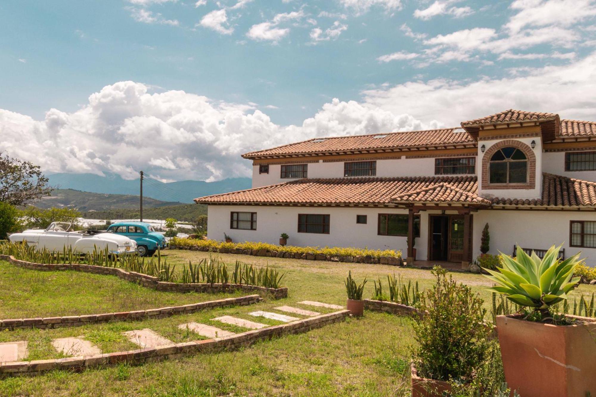 Artemisa Hotel Santa Sofía Екстериор снимка