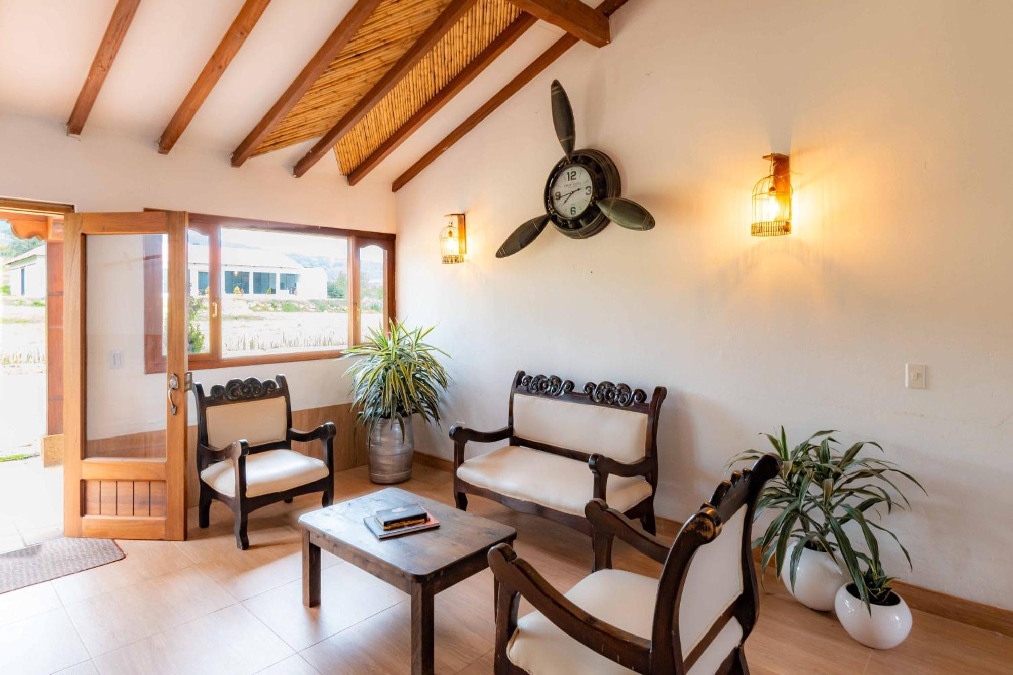 Artemisa Hotel Santa Sofía Екстериор снимка